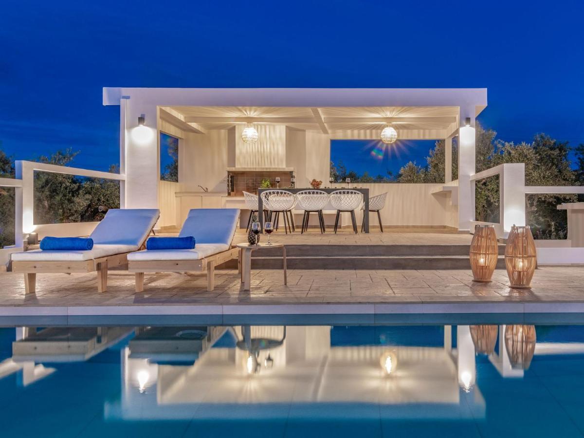 Farao Villa Kypseli Exterior photo